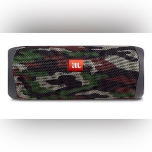 JBL Flip 5 Portable Bluetooth Speaker - Black Camo NIB